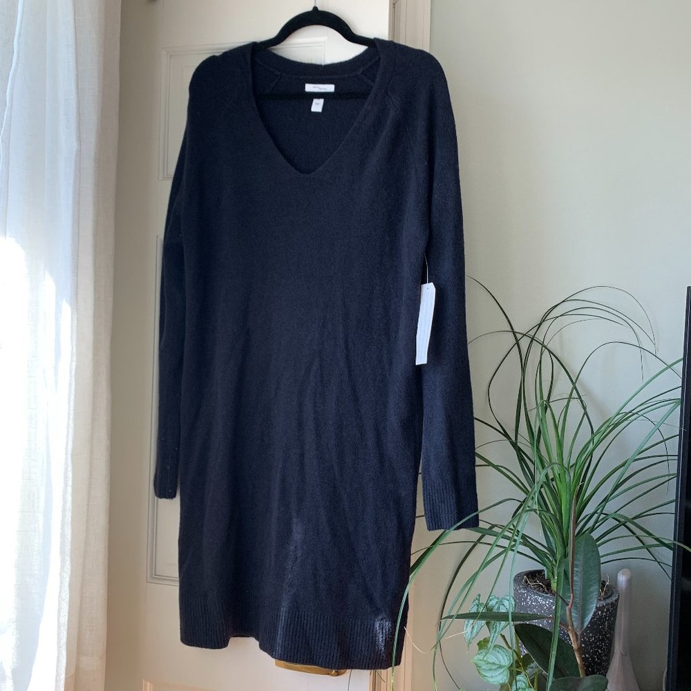Daily Ritual Women's V-Neck Sweater Dress in Size Large